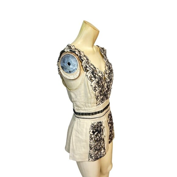 Anthropologie Floreat Ivory & Black Embroidered Sleeveless Blouse Top size 8 10 - Picture 2 of 6